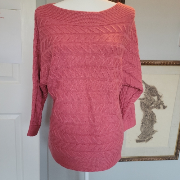 Sweater - Picture 3 of 5